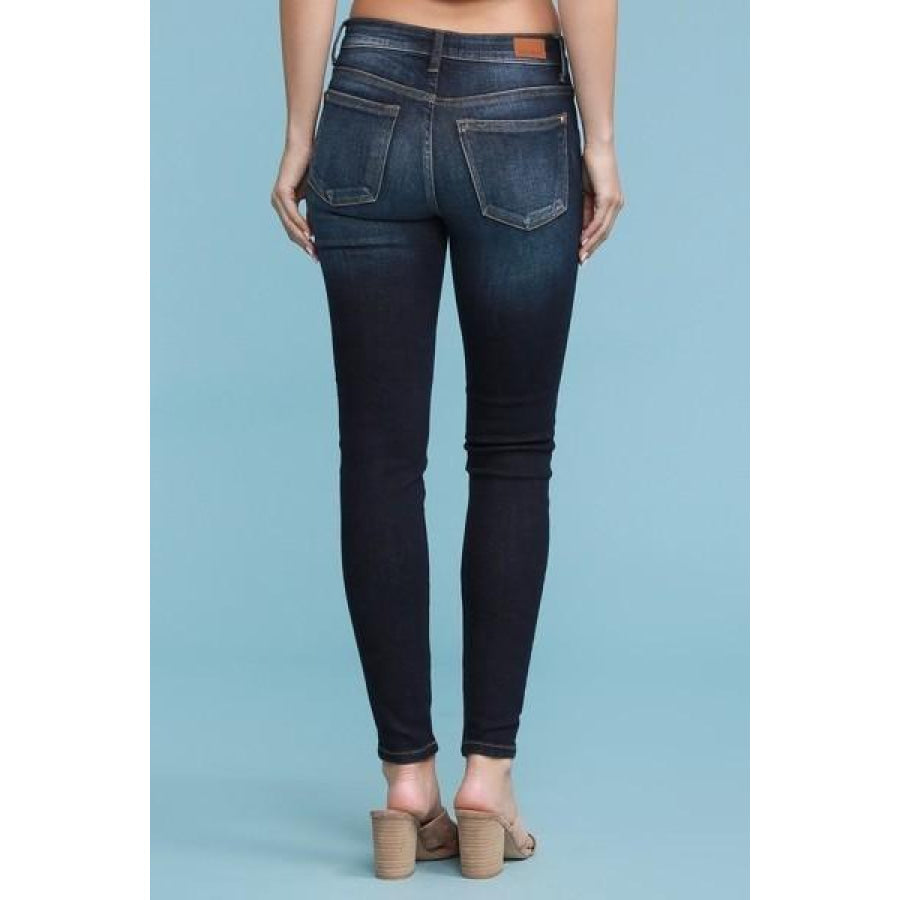 Judy Blue Fitted Denim Jeans - Midrise Denim Jeans