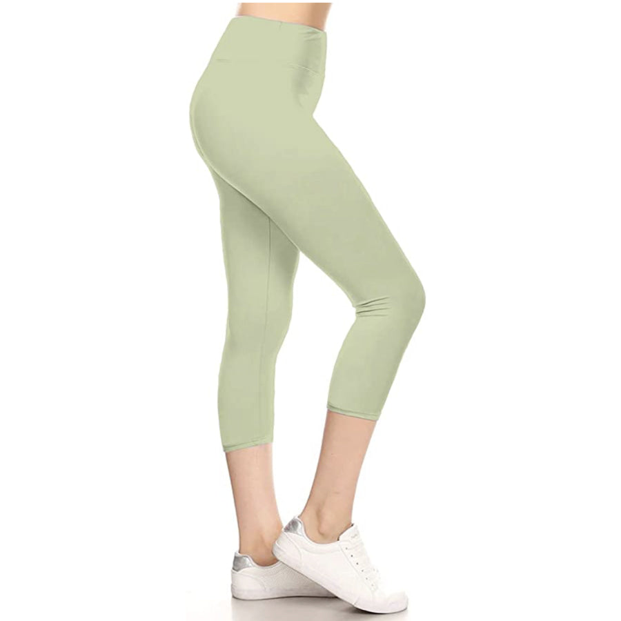 NEW! Solid Yoga Waist Capri Leggings! Curvy / Seafoam Leggings
