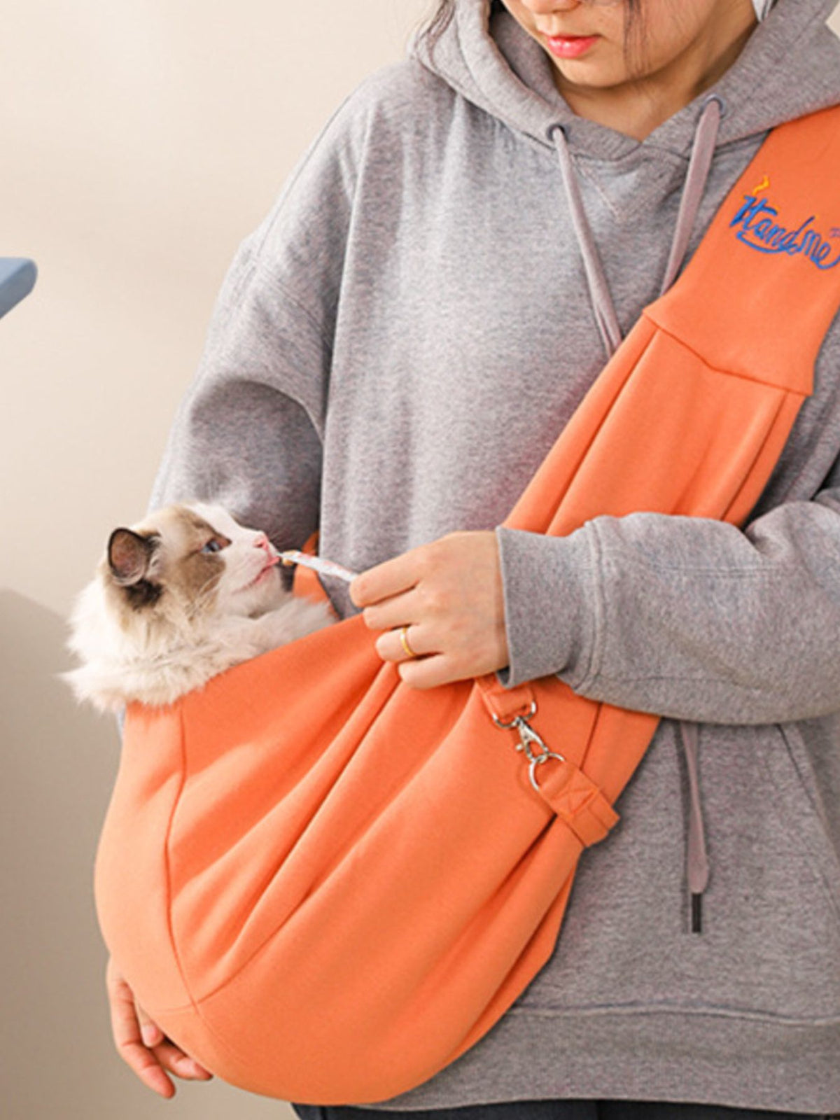 00e4bc34-a7e2-4cf6-aac9-39a04918a080-Max