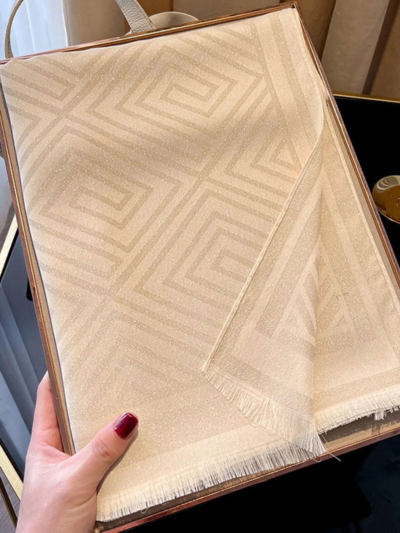 29566c5668da4f9b9c8d715802479797-Max-Origin