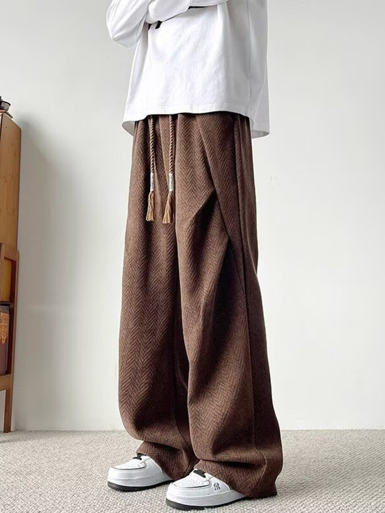 049cb7eeb6ab404a8dc763232a47552a-Max