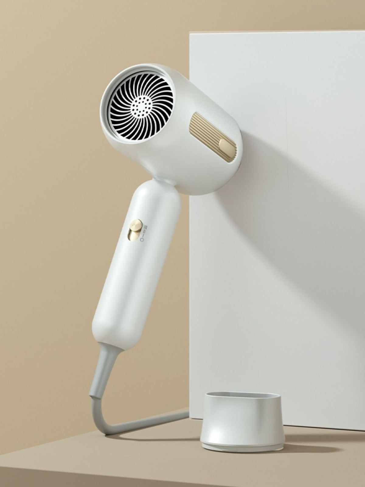 04d9222d-3f87-4022-80c1-98cd575917e3-Max