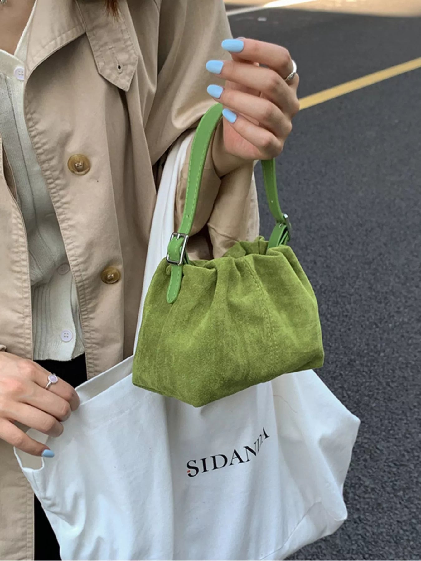 468bb02962234dfbb4271e8265699f95-Max-Origin