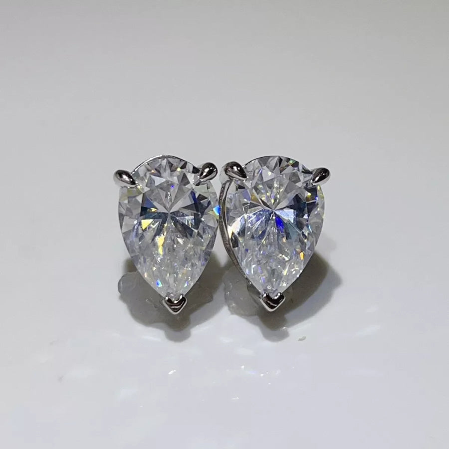 10 Carat 925 Sterling Silver Moissanite Stud Earrings / One Size Apparel and Accessories
