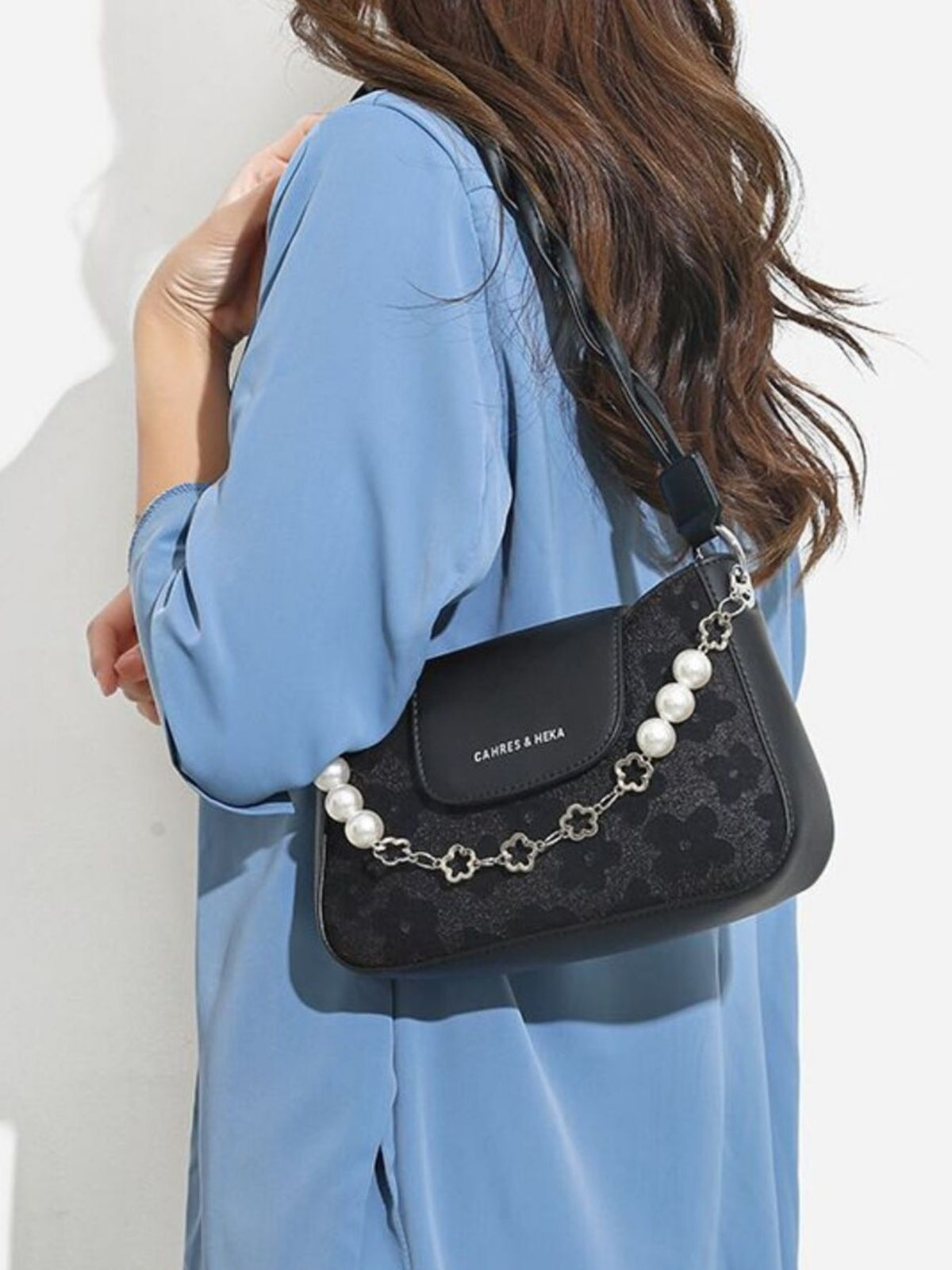 107b5c3d-de46-43fe-a3d3-f28258dab8e8-Max