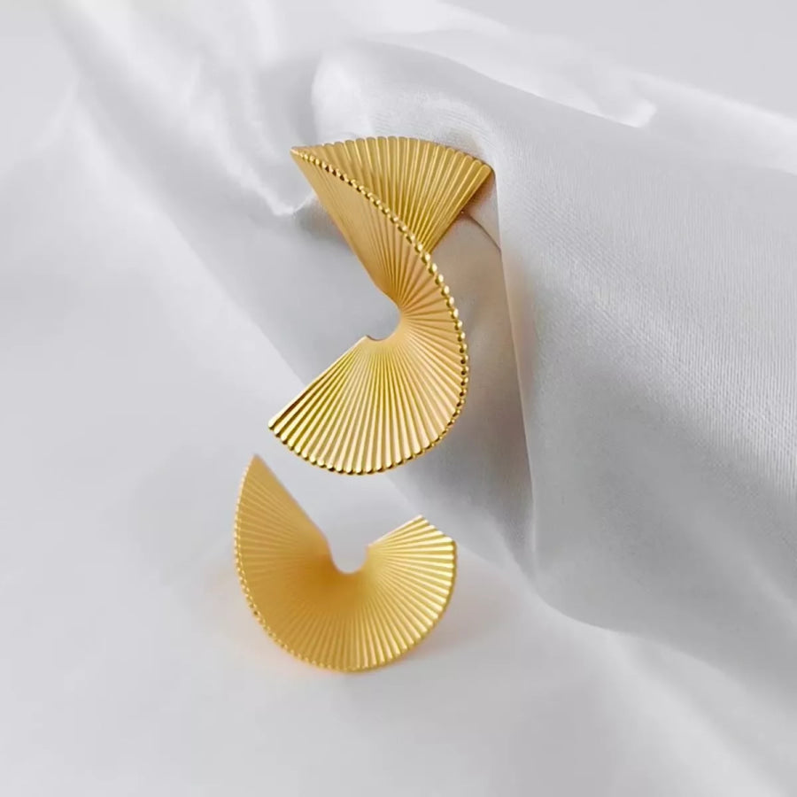18K Gold-Plated Copper Fan-Shaped Earrings Gold / One Size Apparel and Accessories
