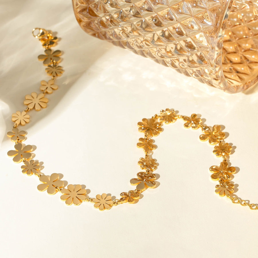 18K Gold-Plated Flower Necklace Gold / One Size Apparel and Accessories