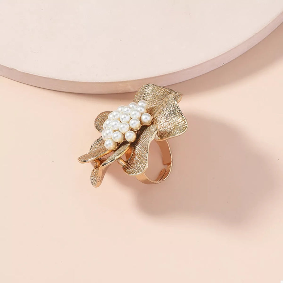 18K Gold-Plated Pearl Flower Ring Gold / One Size Apparel and Accessories