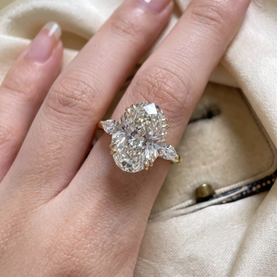 18K Gold-Plated Zircon Oval Ring Gold / onesize Apparel and Accessories