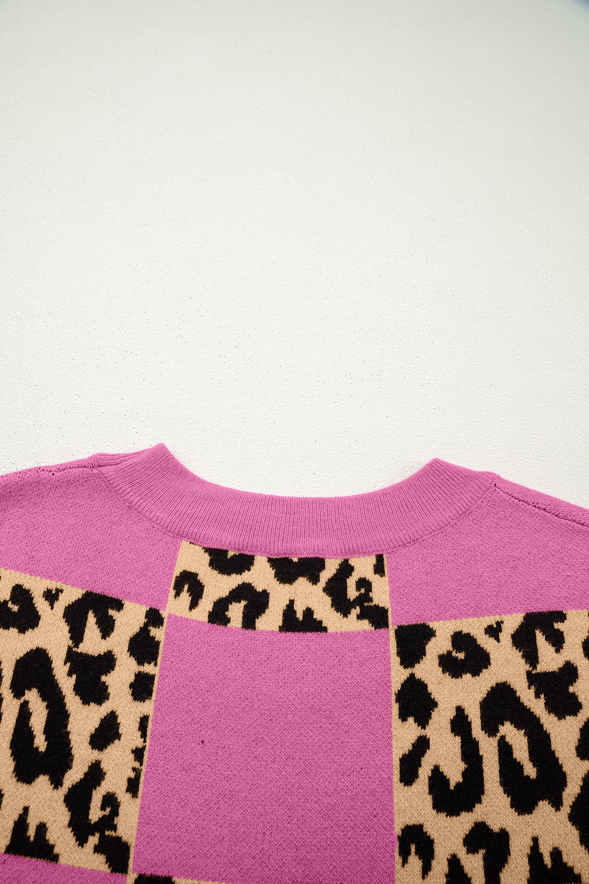 Green Leopard Checkerboard Short Sleeve Knit Sweater