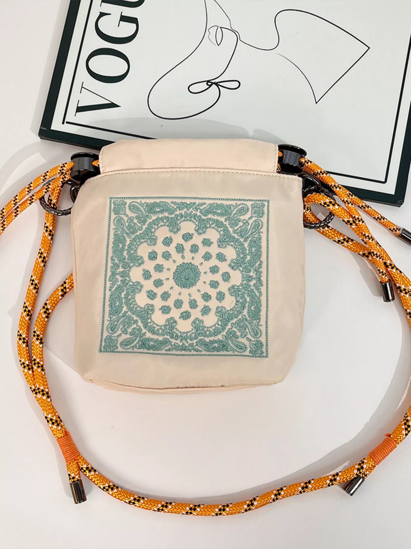 cefce709e76a4ab49d014aad8ecdcc1b-Max-Origin