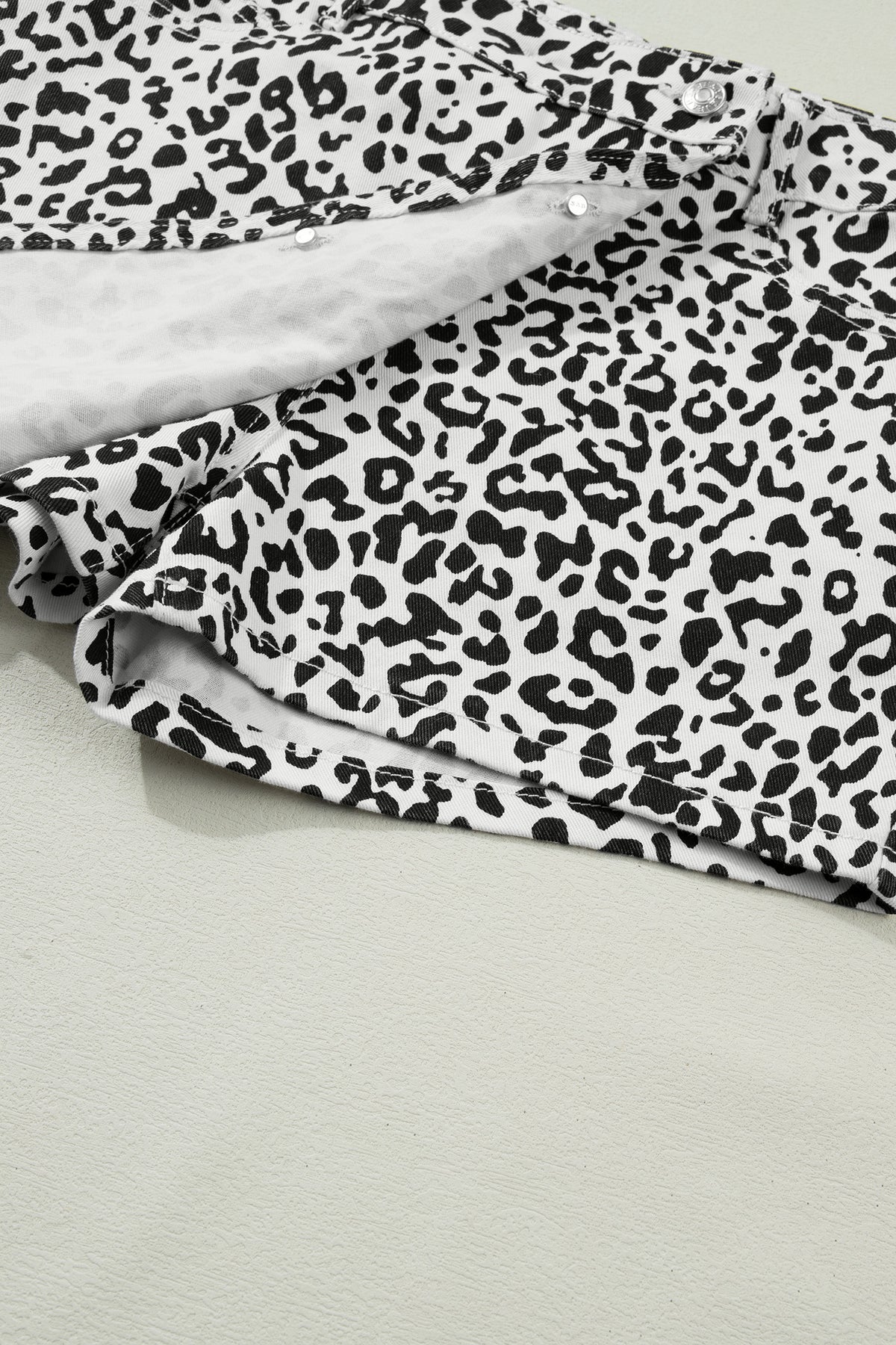 Brown Leopard Print Button Overlap Denim Shorts