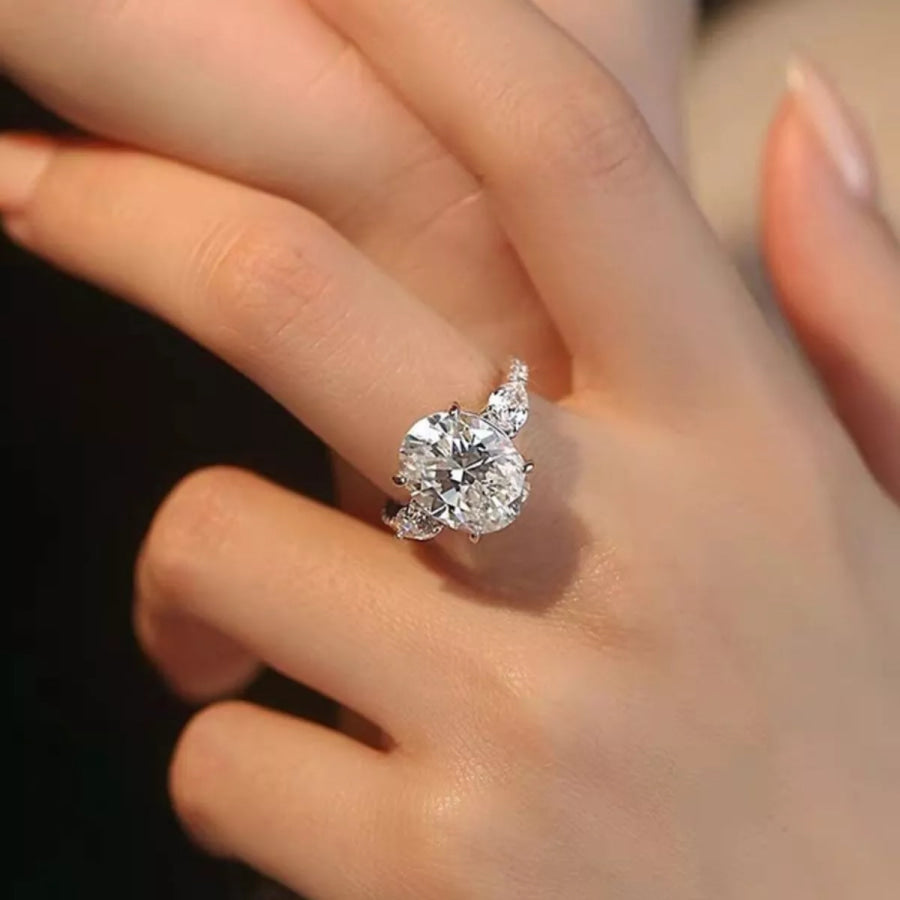 2 Carat 925 Sterling Silver Moissanite Oval Ring Silver / 5 Apparel and Accessories