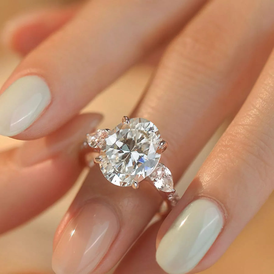 2 Carat 925 Sterling Silver Moissanite Oval Ring Silver / 5 Apparel and Accessories