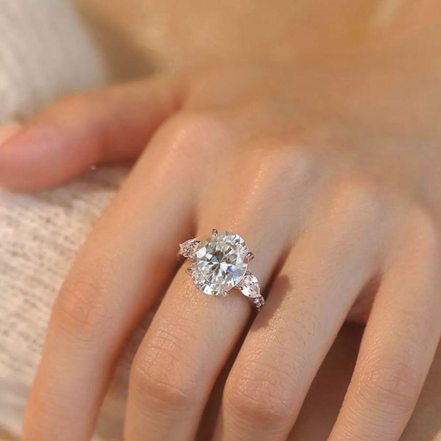 2 Carat 925 Sterling Silver Moissanite Oval Ring Apparel and Accessories