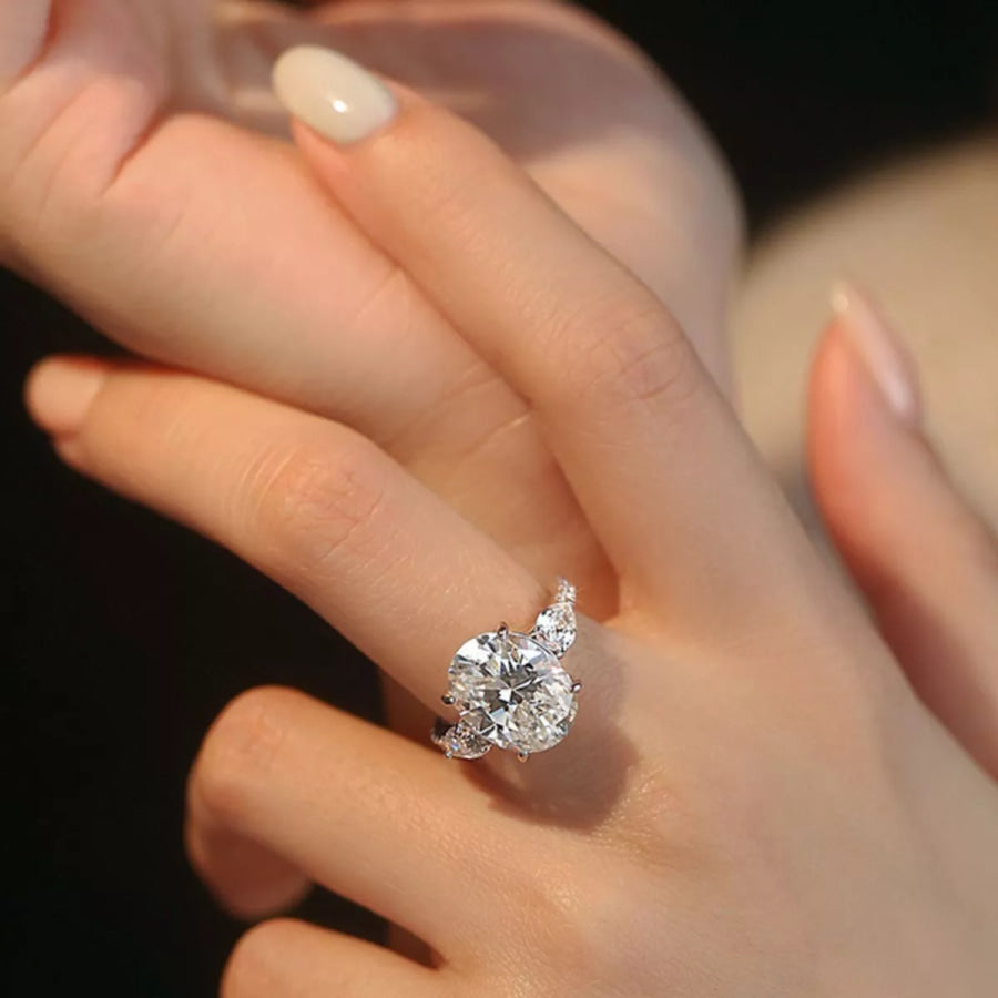 2 Carat 925 Sterling Silver Moissanite Oval Ring Apparel and Accessories