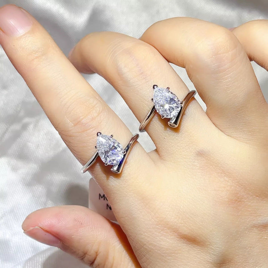 2 Carat 925 Sterling Silver Moissanite Ring Apparel and Accessories