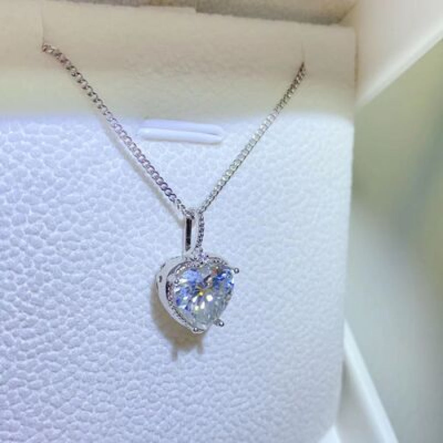 2 Carat Moissanite 925 Sterling Silver Necklace / One Size Apparel and Accessories