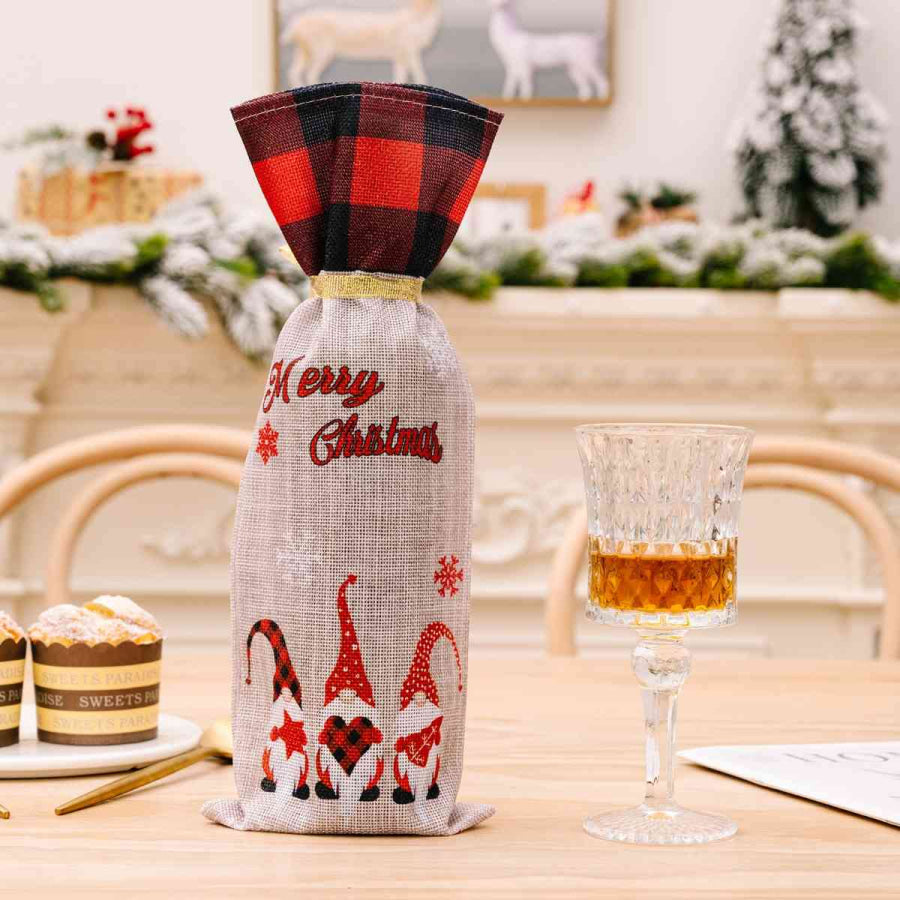 2 - Piece Christmas Plaid Wine Bottle Covers Deep Red / One Size