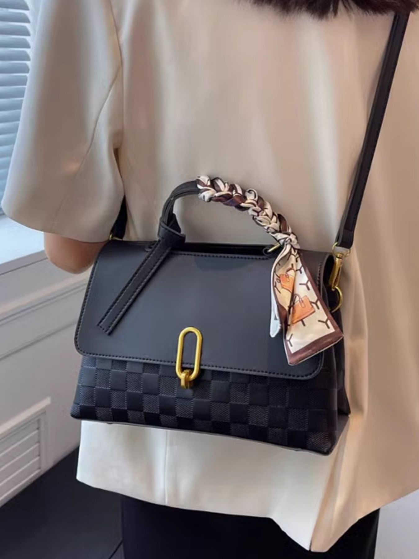 a3c8e8ed76ef467ab0ac9fbede3fa09c-Max