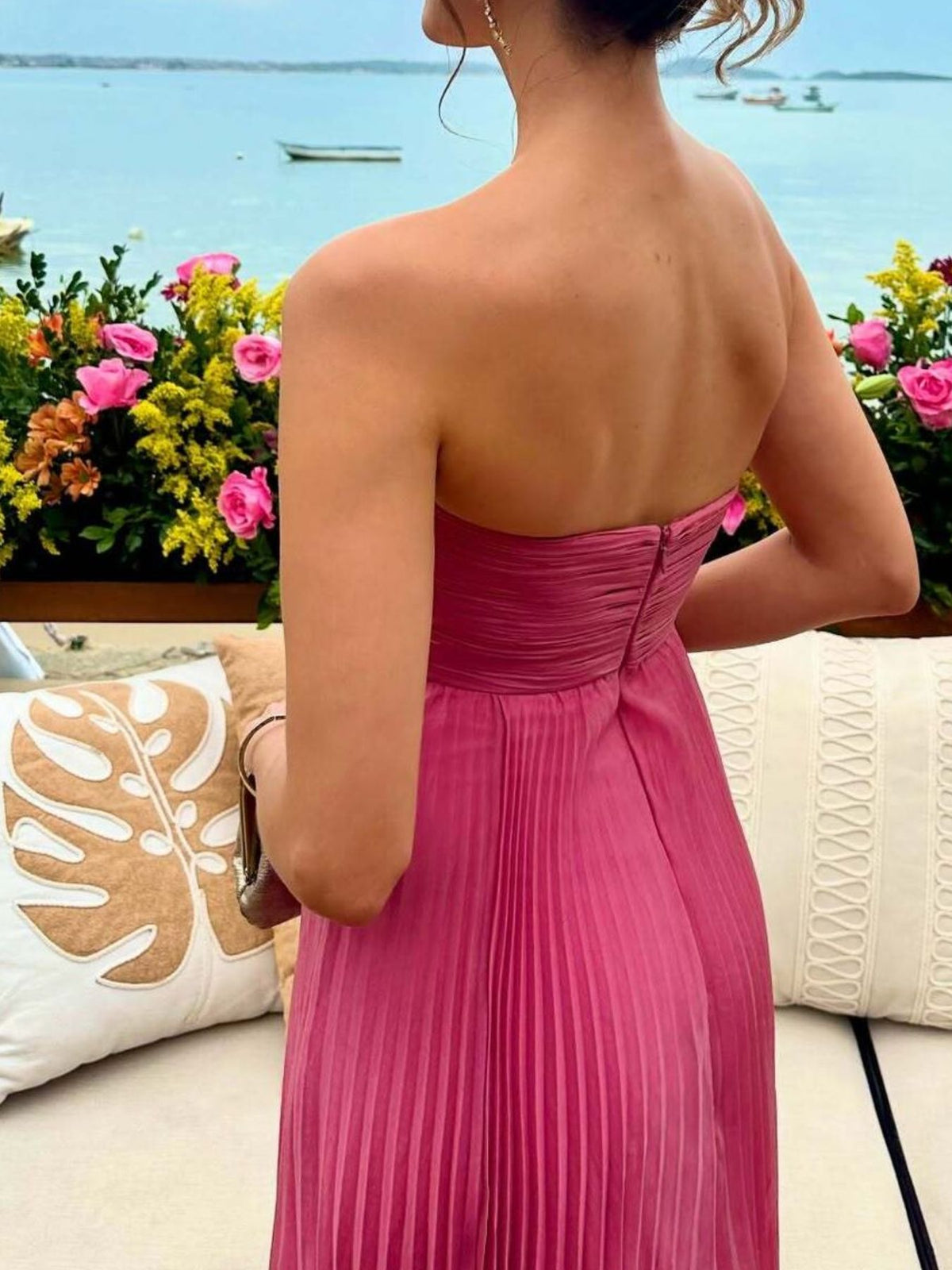 2b4023f3-528f-4c6f-83a4-d4299afa3f18-Max