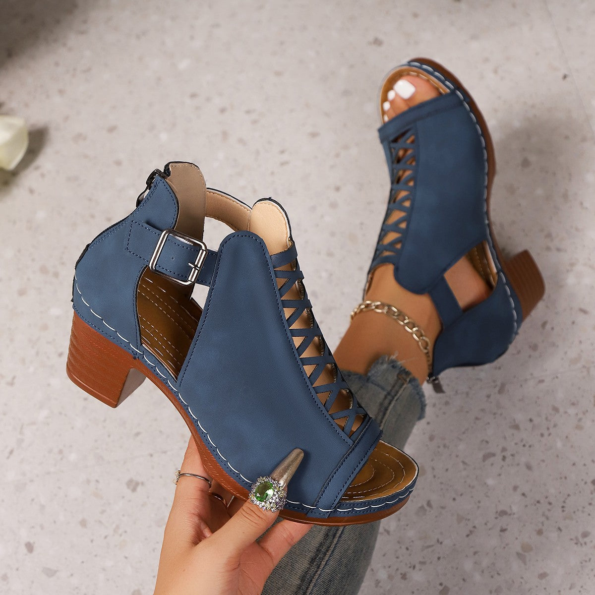 2b4e9d2ee2164f52ae53ac20e9182c3f-Max