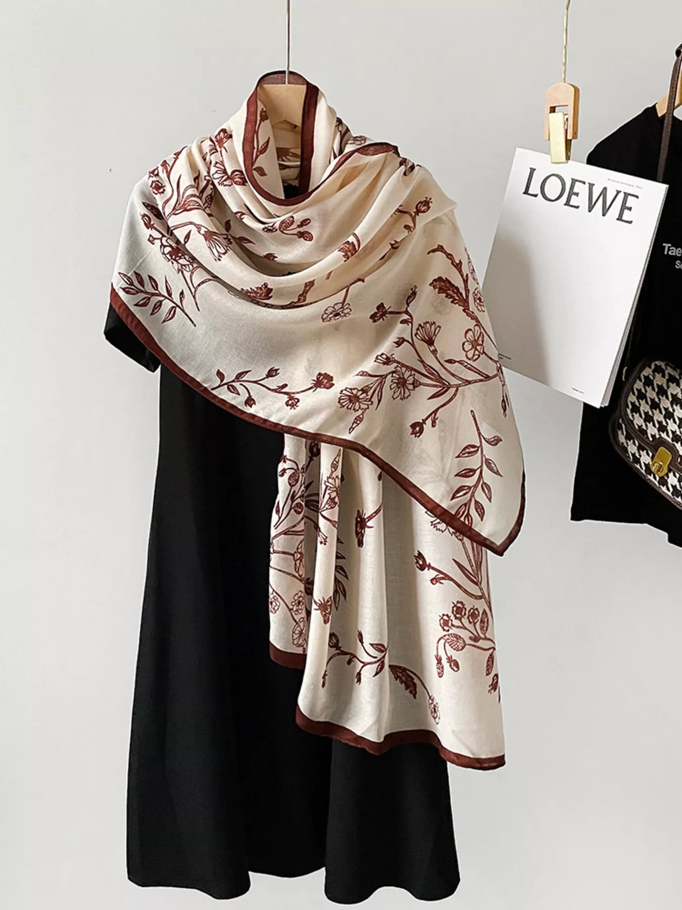 2d5a3fd0073d4dd3b35dd3a650174be5-Max-Origin