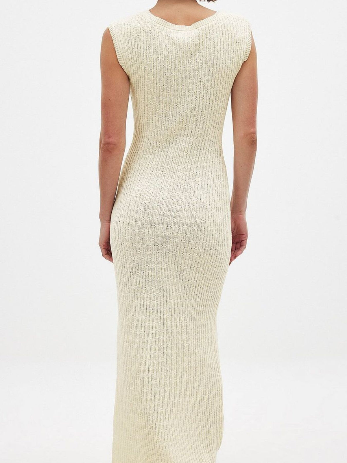 374a95cf-465b-459b-a2dd-d160d0f58c25-Max