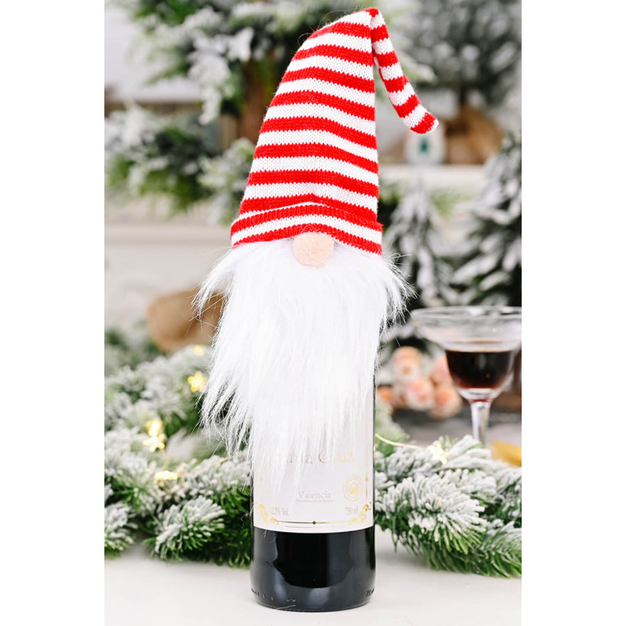 4-Pack Christmas Faceless Gnome Wine Bottle Covers Santa Hat / One Size/4 Pack Apparel and Accessories