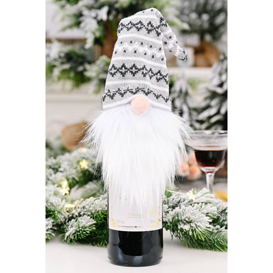 4-Pack Christmas Faceless Gnome Wine Bottle Covers Santa Hat / One Size/4 Pack Apparel and Accessories