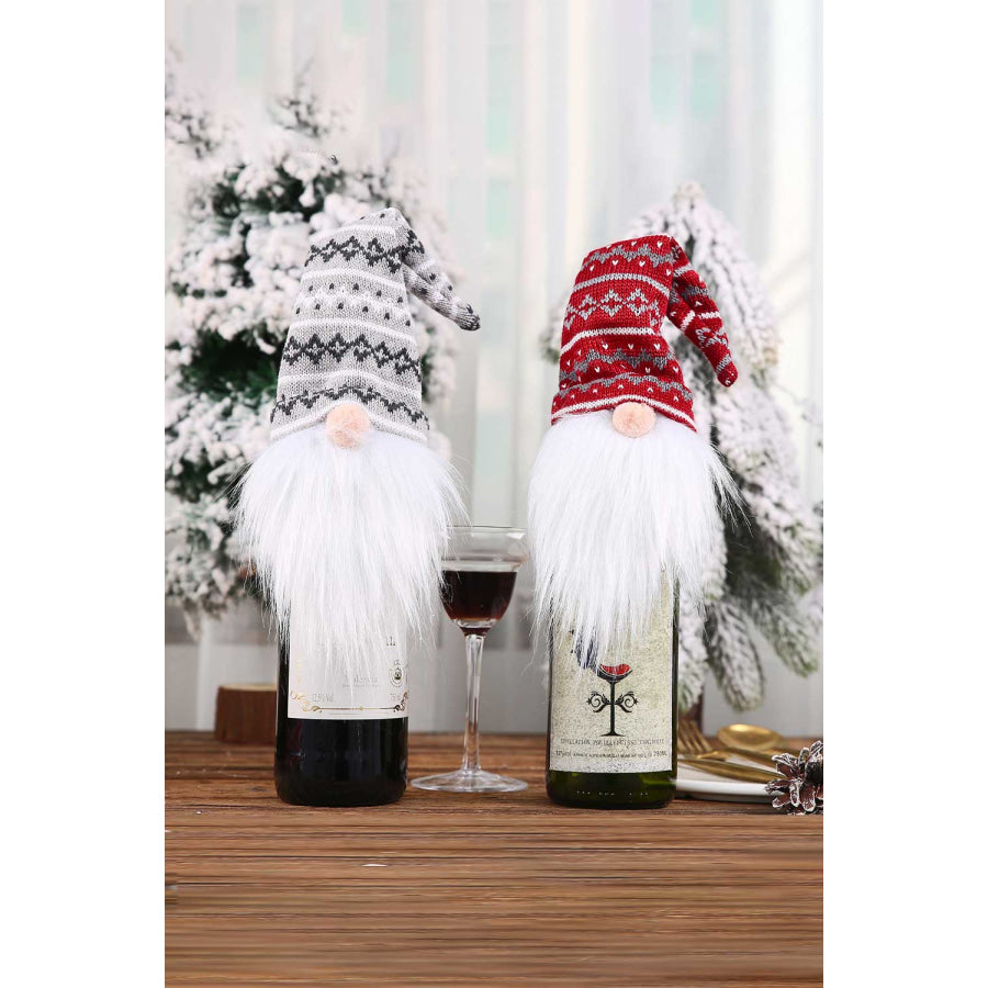 4-Pack Christmas Faceless Gnome Wine Bottle Covers Santa Hat / One Size/4 Pack Apparel and Accessories