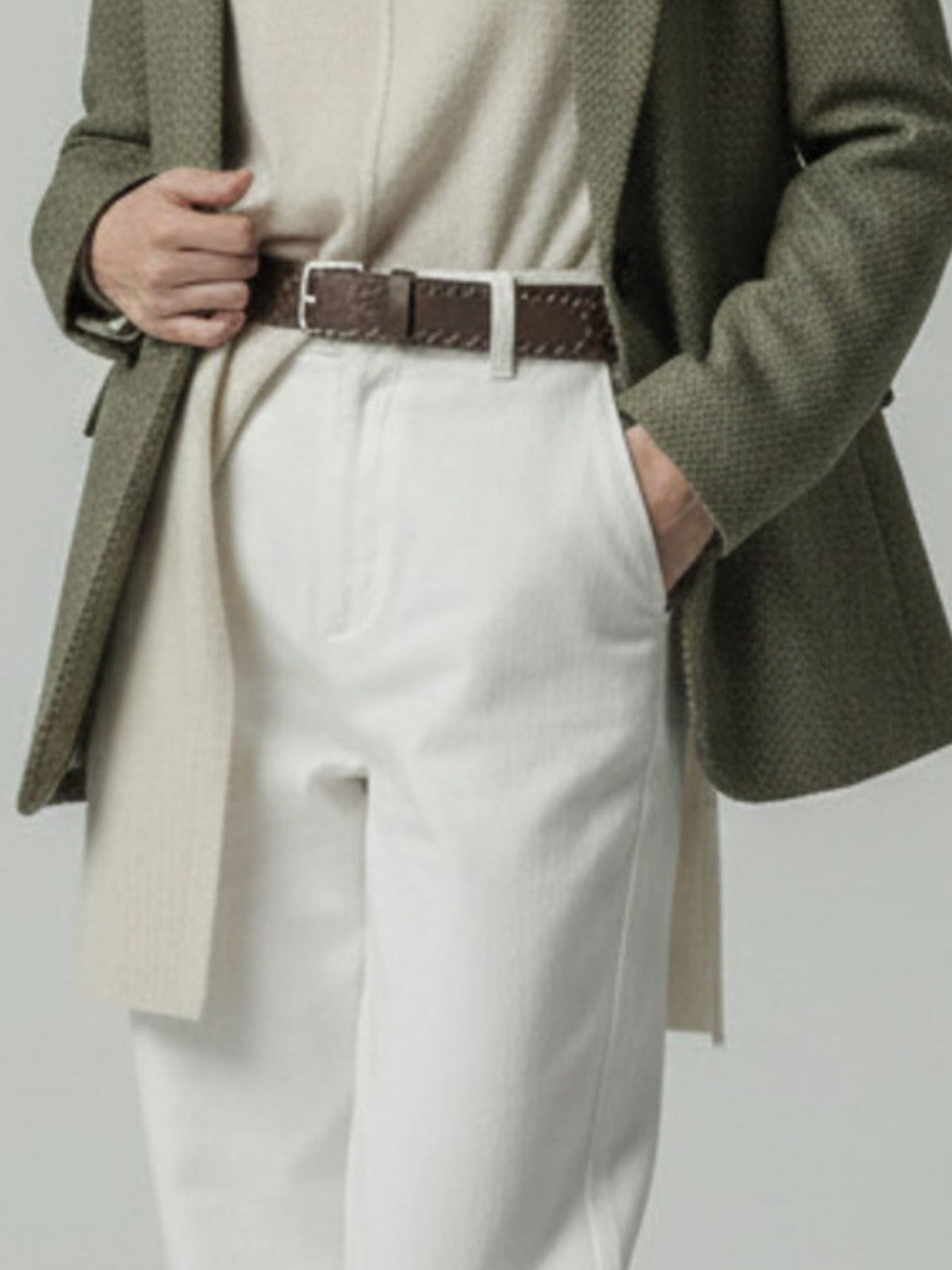 43b19462-40ca-42e1-8122-6b90554717c1-Max