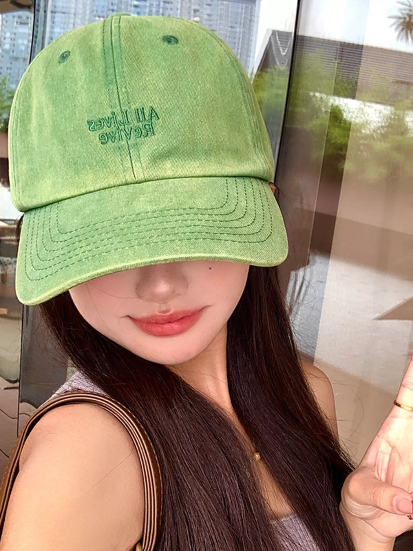 1c4c529596494e4cb3816fcdeb2da8c1-Max-Origin