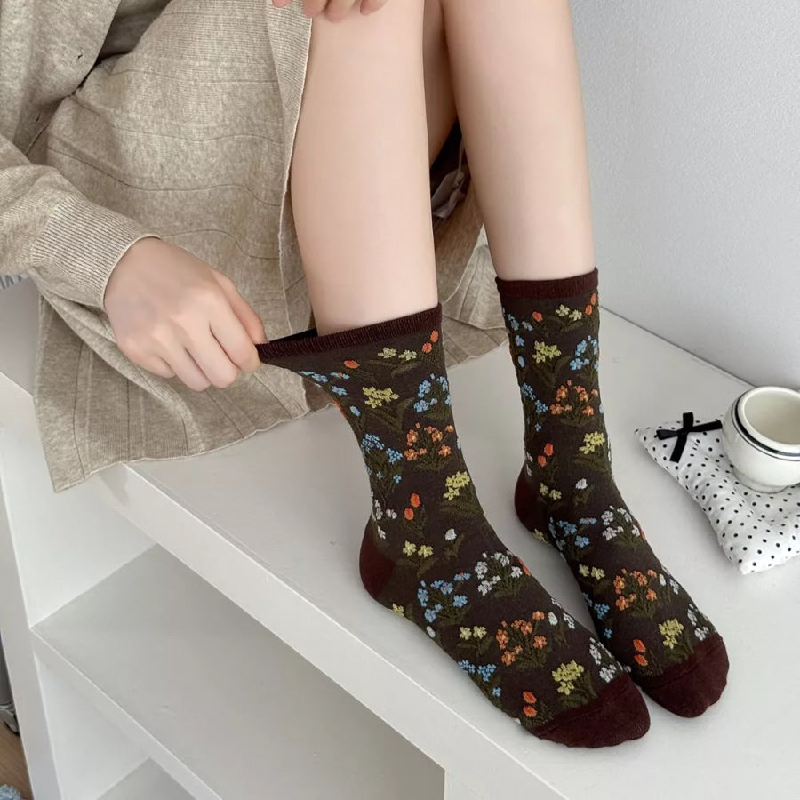 5 Pair Vintage Floral Embroidered Crew Socks mixed colors / One Size Apparel and Accessories
