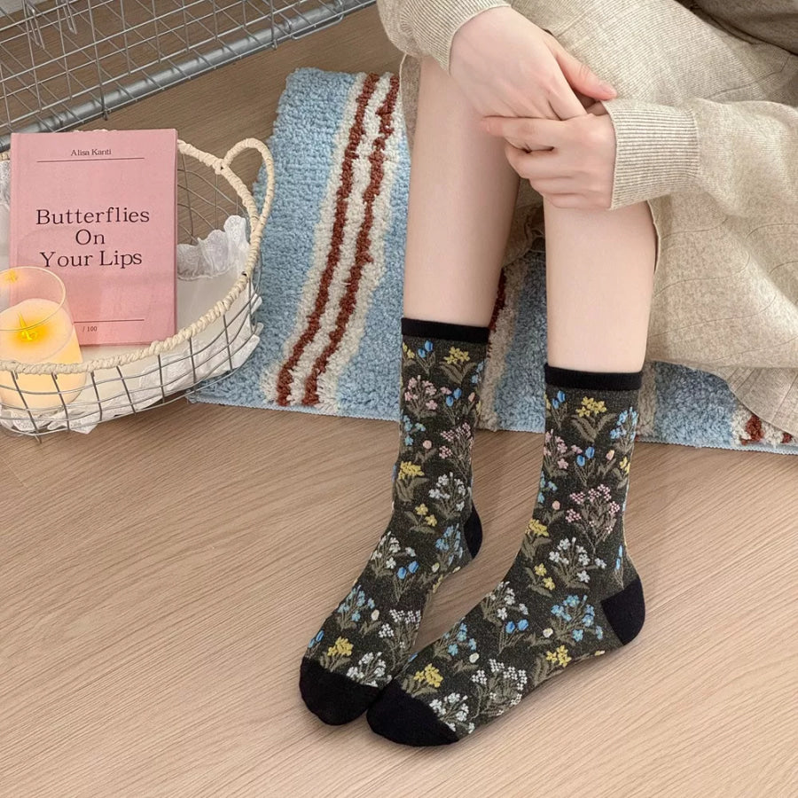 5 Pair Vintage Floral Embroidered Crew Socks mixed colors / One Size Apparel and Accessories
