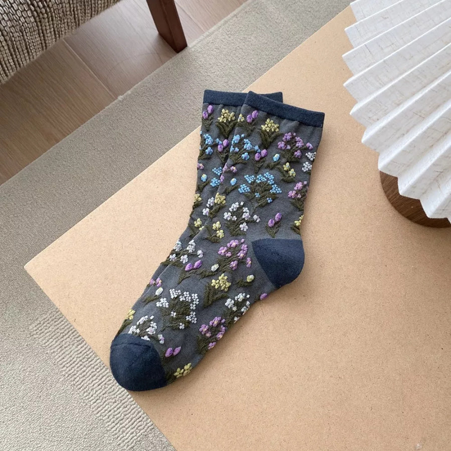 5 Pair Vintage Floral Embroidered Crew Socks mixed colors / One Size Apparel and Accessories