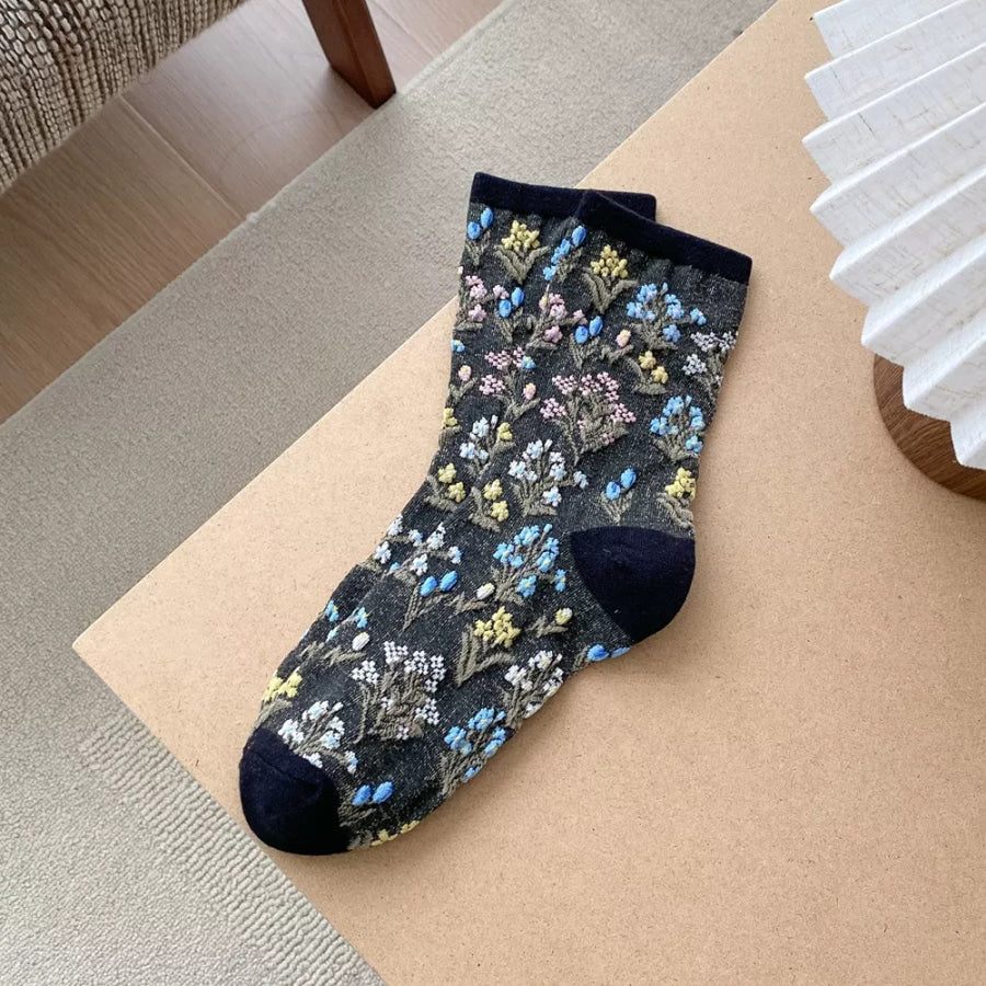 5 Pair Vintage Floral Embroidered Crew Socks mixed colors / One Size Apparel and Accessories
