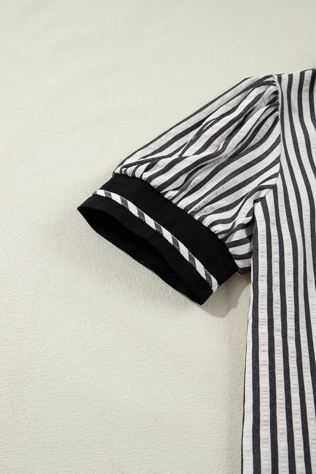Green Stripe Collared Split Neck Short Bubble Sleeve Blouse