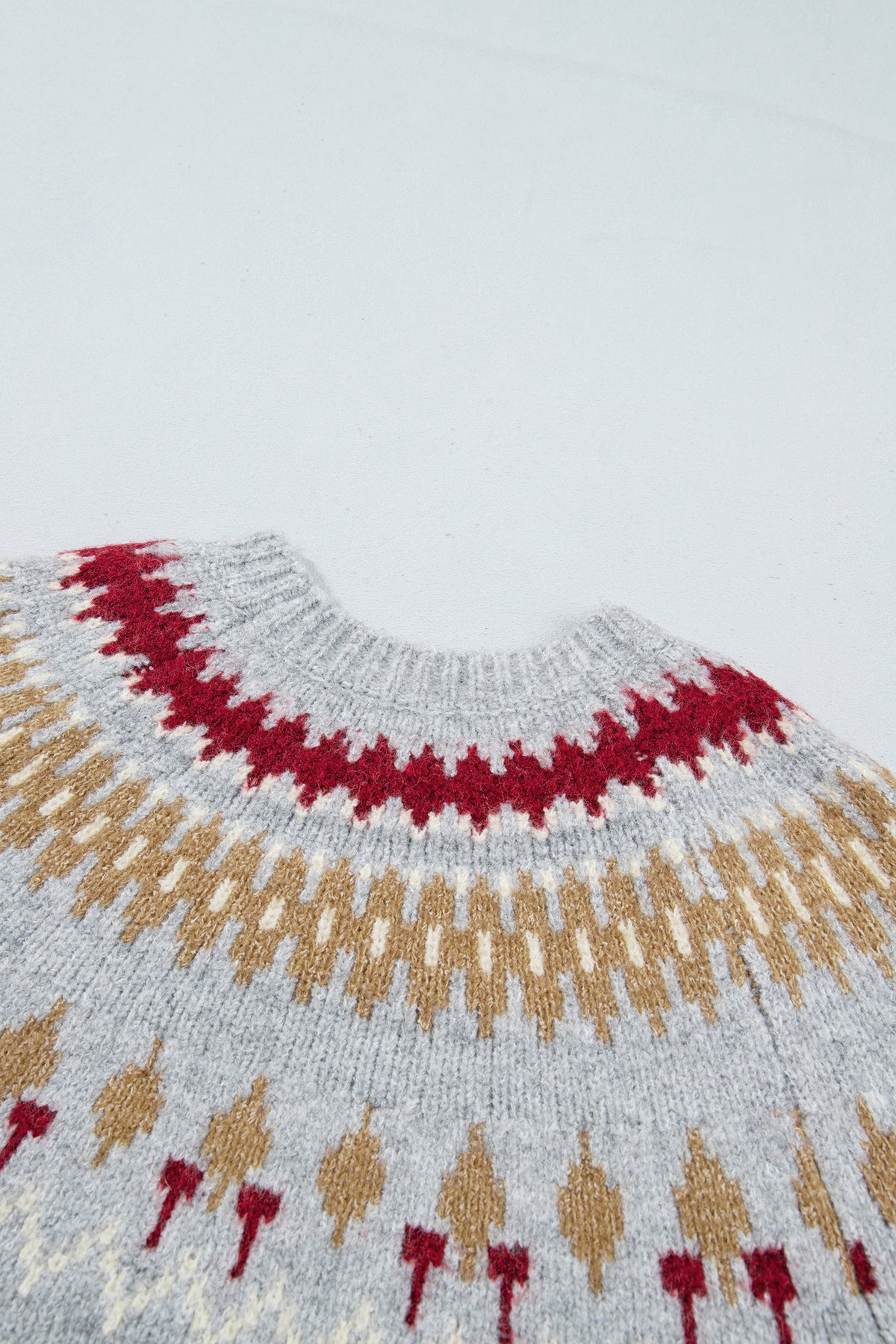 Gray Geometric Detail Round Neck Winter Sweater