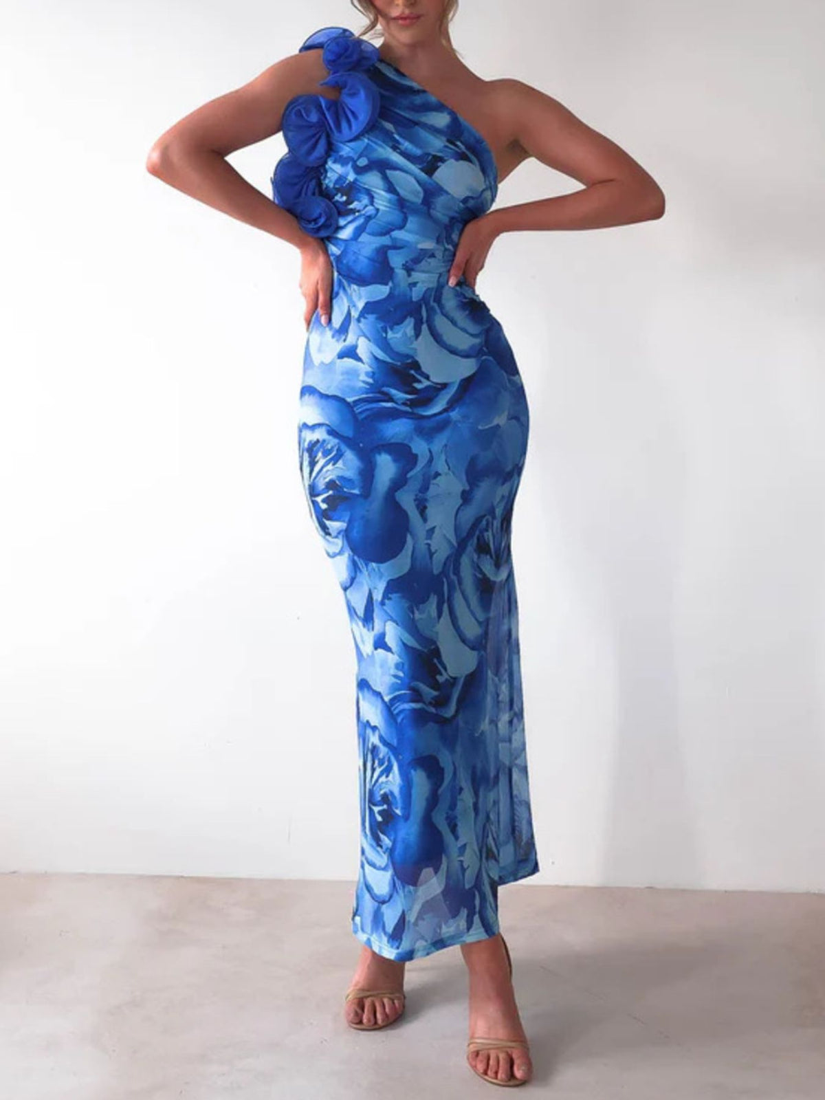 5d069147-6930-4351-9b43-6b29a1ffe9d0-Max