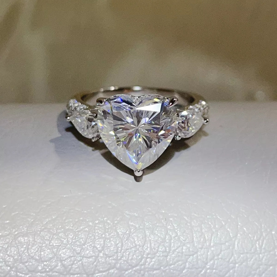 6 Carat 925 Sterling Silver Moissanite Heart Ring / 5 Apparel and Accessories