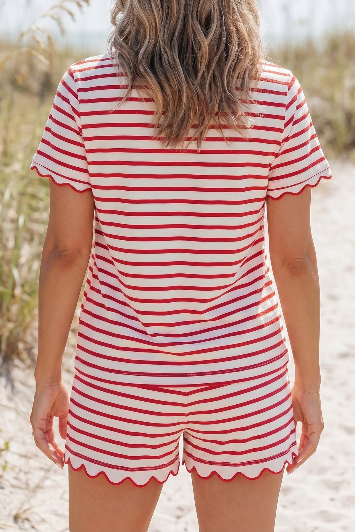 Red Stripe Scallop Trim Casual Top 2pcs Short Set