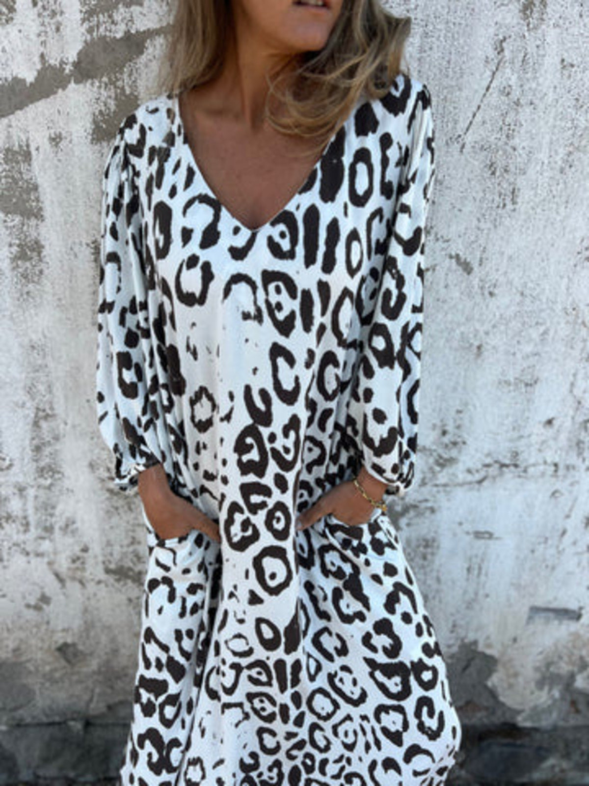 6486f6a24a8f4396bd9be900cfab121d-Max