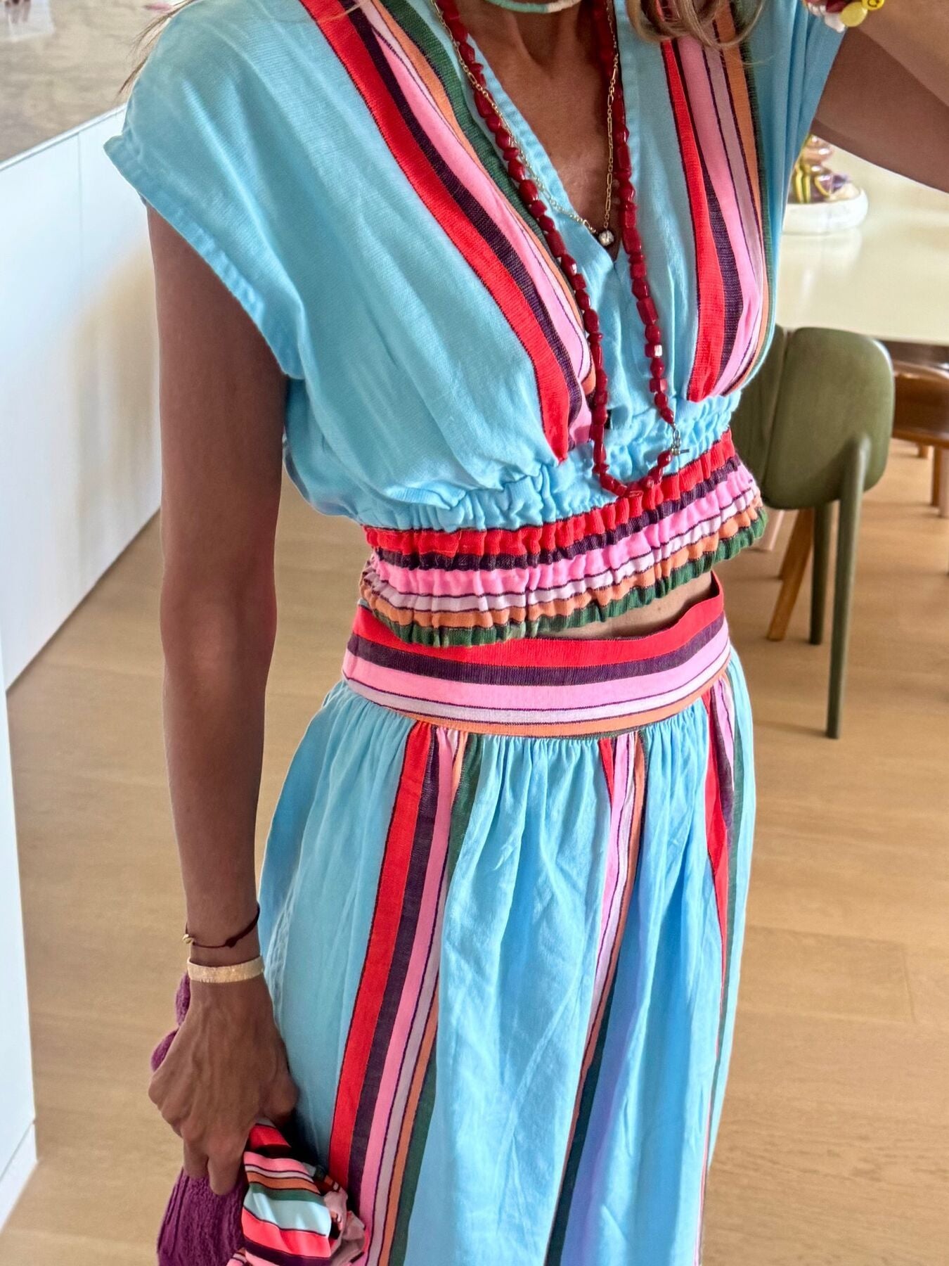 3bb34b22-27ae-4bb7-be89-210738b41015-Max