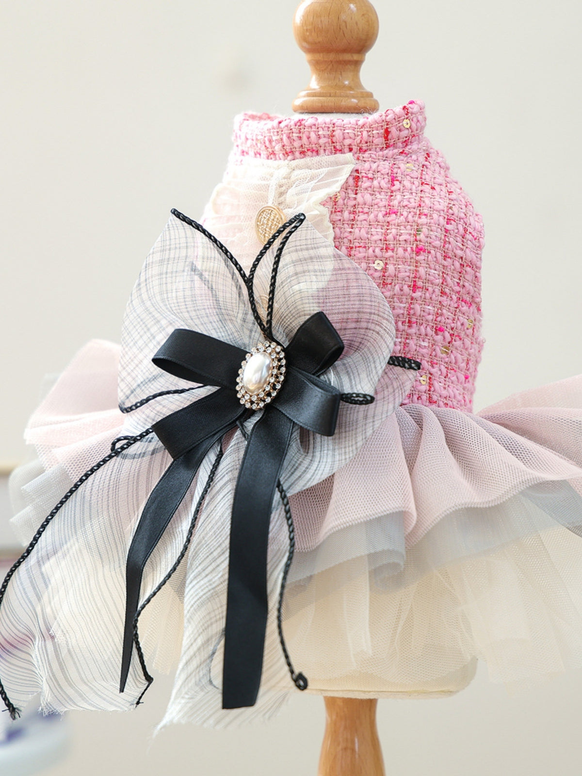 6e555a03-c0fe-403b-ab22-a64c6e0c4235-Max