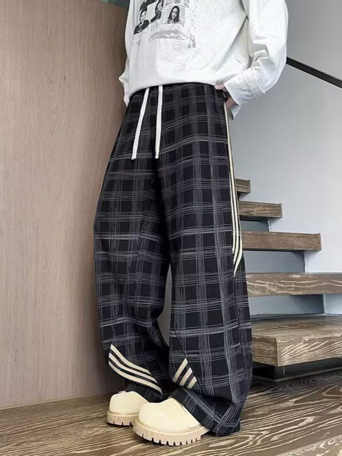 713bb4d1159a4f3a9f0ae2eaaa45ed33-Max