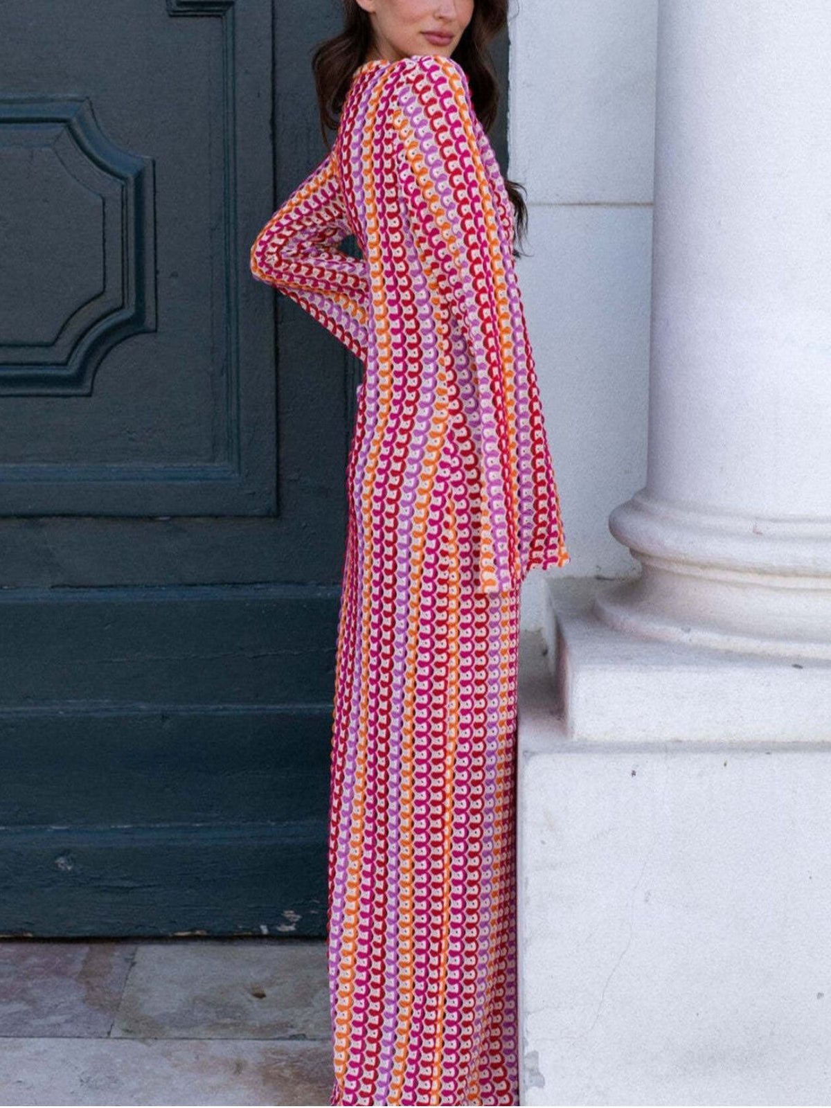 7e0b8fb6-74c4-47c3-b90c-585b68ec822a-Max