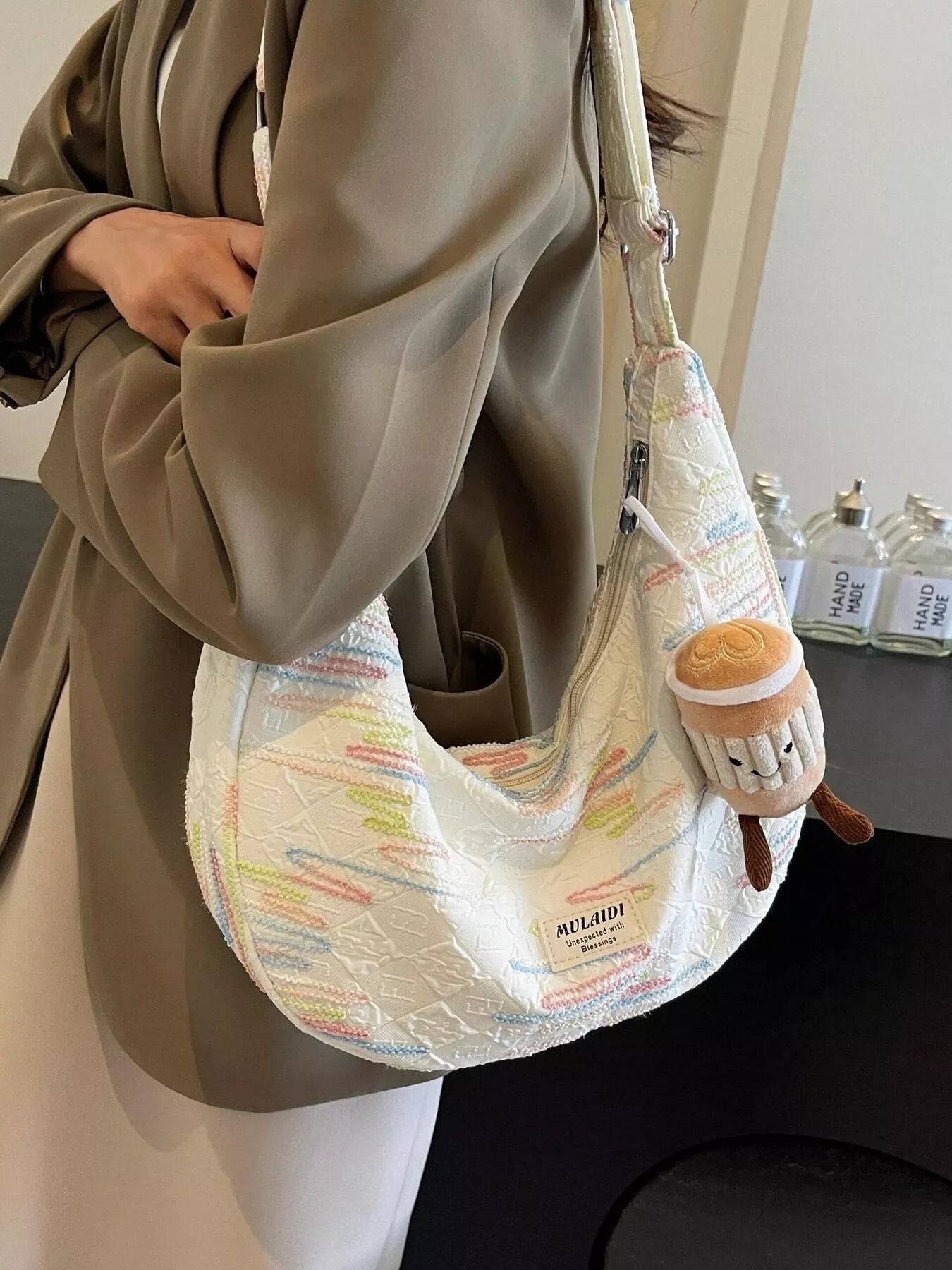 e0ffe782bc424d63a03eb825b38568e5-Max-Origin