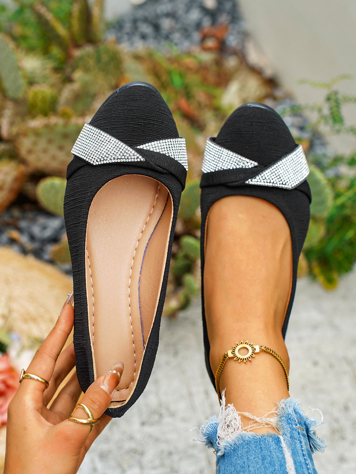 8630859534de4f4f8ca0de09ab98b370-Max