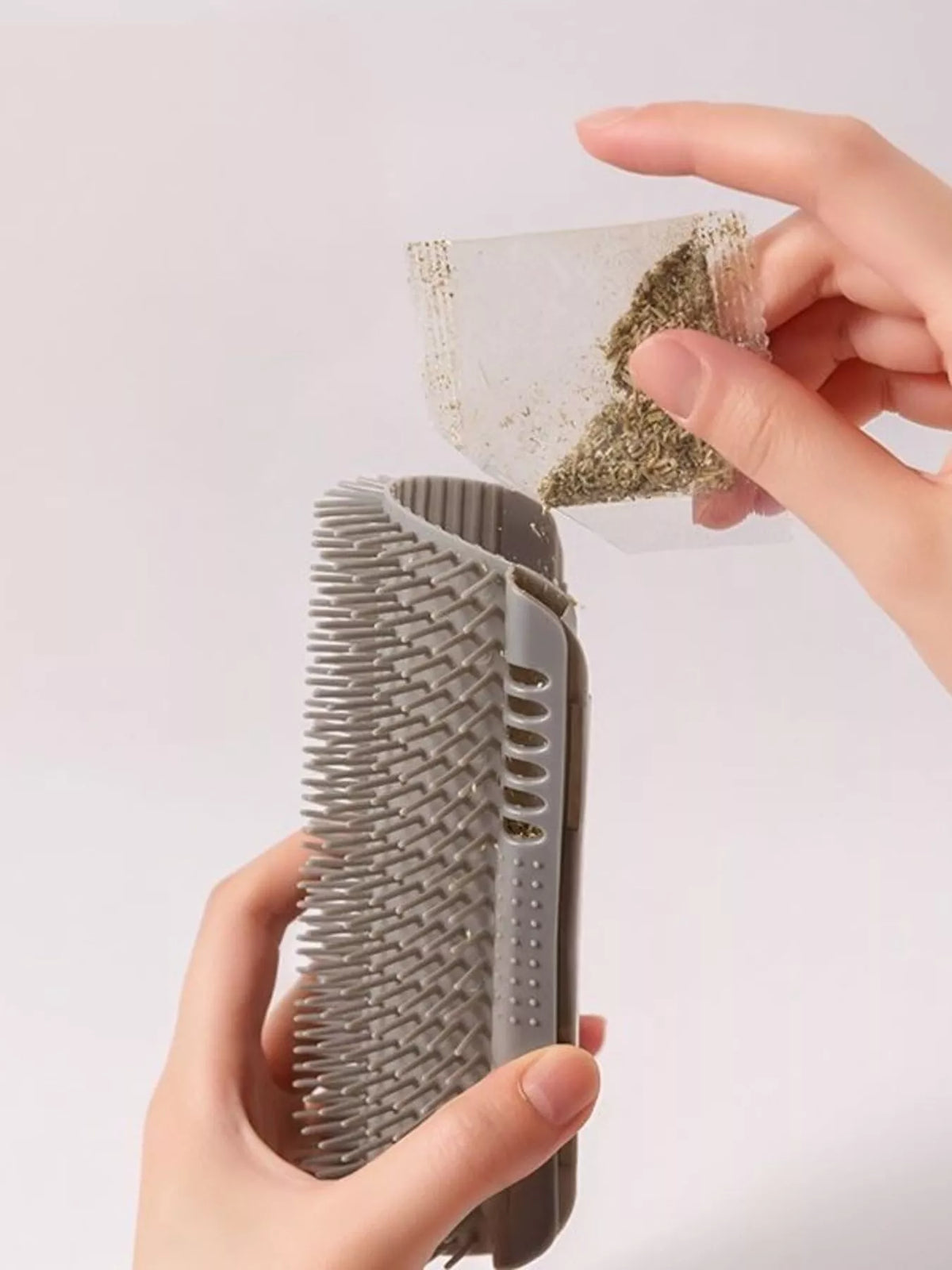 8907f75290bf419a950fa354eb18a58c-Max-Origin